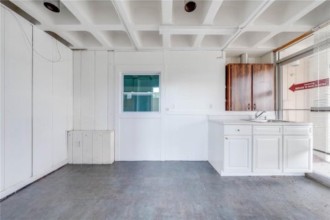 Immobilier commercial à vendre à Kissimmee, Floride: 285.12 m2 № 1765573 - photo 13