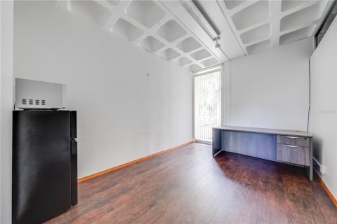 Immobilier commercial à vendre à Kissimmee, Floride: 285.12 m2 № 1765573 - photo 18