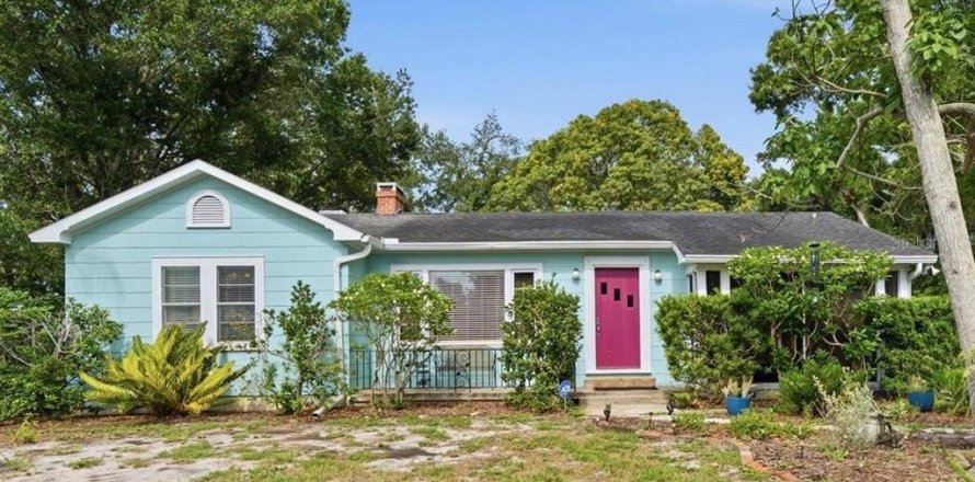 House in Bradenton, Florida 2 bedrooms, 125.23 sq.m. № 2206589