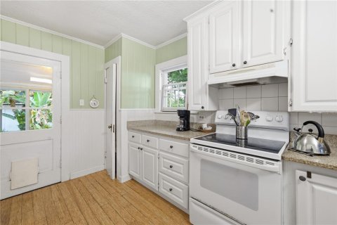 House in Bradenton, Florida 2 bedrooms, 125.23 sq.m. № 2206589 - photo 11