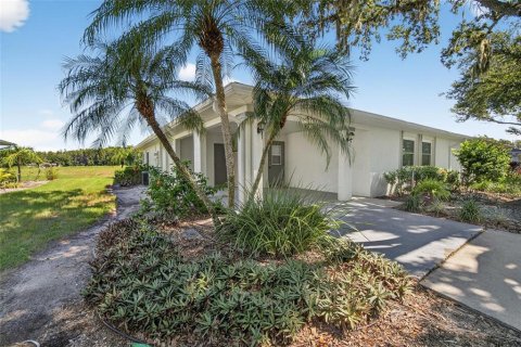 Condo in Sun City Center, Florida, 2 bedrooms  № 1915185 - photo 5