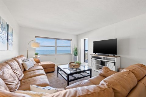 Condominio en venta en Clearwater, Florida, 2 dormitorios, 101.64 m2 № 2147615 - foto 3