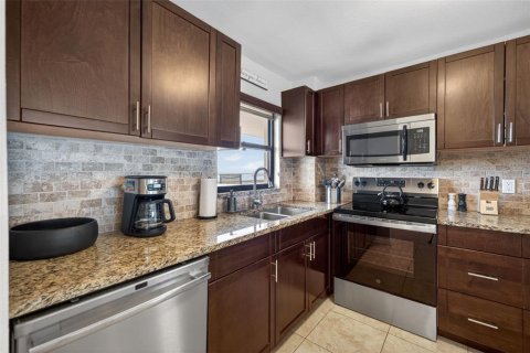 Condominio en venta en Clearwater, Florida, 2 dormitorios, 101.64 m2 № 2147615 - foto 7