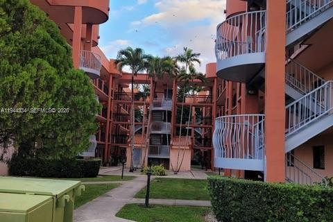 Купить кондоминиум в Хайалиа, Флорида 2 спальни, 75.44м2, № 2002086 - фото 15