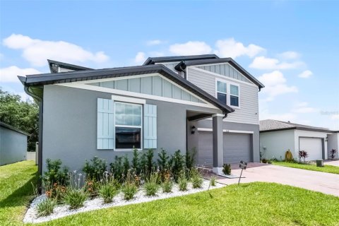 House in Haines City, Florida 5 bedrooms, 237.83 sq.m. № 1799784 - photo 6
