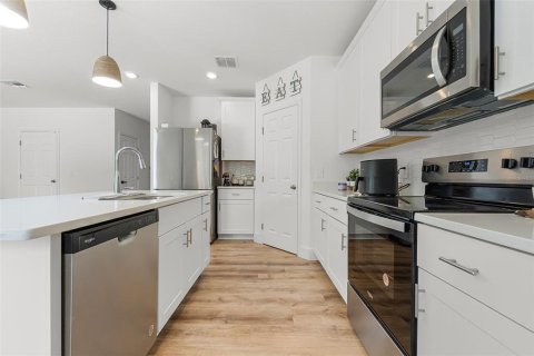 Villa ou maison à vendre à Haines City, Floride: 5 chambres, 237.83 m2 № 1799784 - photo 16