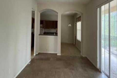 Villa ou maison à vendre à Apopka, Floride: 5 chambres, 403.1 m2 № 2347834 - photo 4