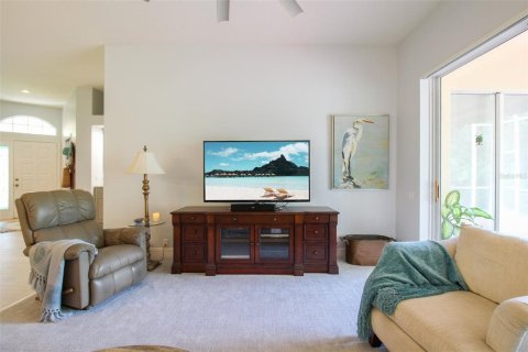 Villa ou maison à louer à Bradenton, Floride: 2 chambres, 169.08 m2 № 224700 - photo 30
