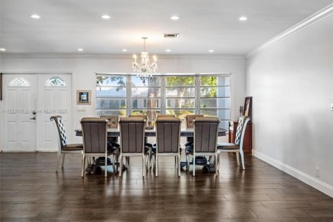 Casa en venta en Hollywood, Florida, 4 dormitorios, 226.5 m2 № 1991839 - foto 7
