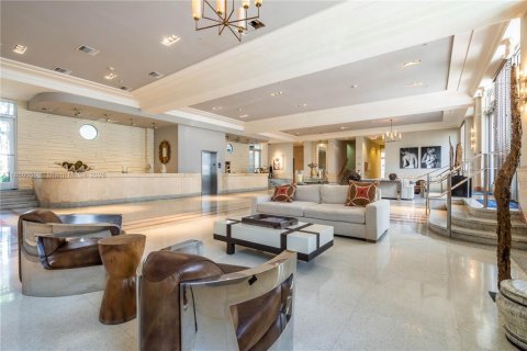 Condominio en venta en Miami Beach, Florida, 1 dormitorio, 56.95 m2 № 2022432 - foto 18