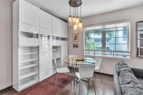 Condominio en venta en Miami Beach, Florida, 1 dormitorio, 56.95 m2 № 2022432 - foto 6