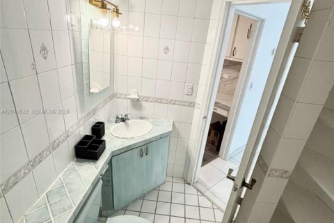 Apartment in Miami, Florida 3 bedrooms, 91.97 sq.m. № 2076535 - photo 3