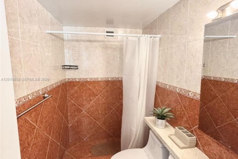 Apartment in Miami, Florida 3 bedrooms, 91.97 sq.m. № 2076535 - photo 18