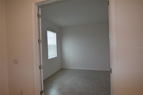 Casa en alquiler en Groveland, Florida, 5 dormitorios, 255.95 m2 № 1810842 - foto 14