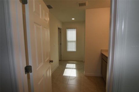 Casa en alquiler en Groveland, Florida, 5 dormitorios, 255.95 m2 № 1810842 - foto 26