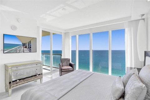 Condo in Sunny Isles Beach, Florida, 2 bedrooms  № 2056757 - photo 8