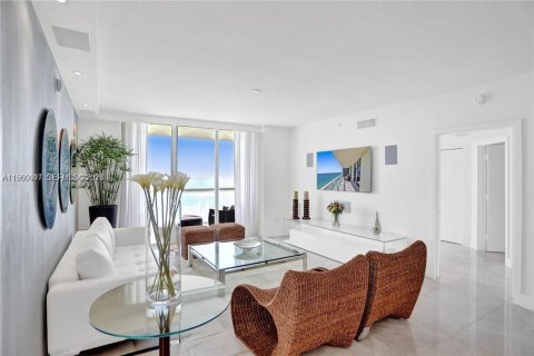 Condo in Sunny Isles Beach, Florida, 2 bedrooms  № 2056757 - photo 6
