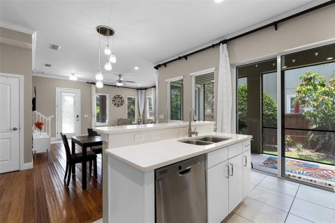 Townhouse in Orlando, Florida 3 bedrooms, 172.43 sq.m. № 1866593 - photo 19