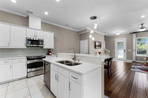 Townhouse in Orlando, Florida 3 bedrooms, 172.43 sq.m. № 1866593 - photo 20
