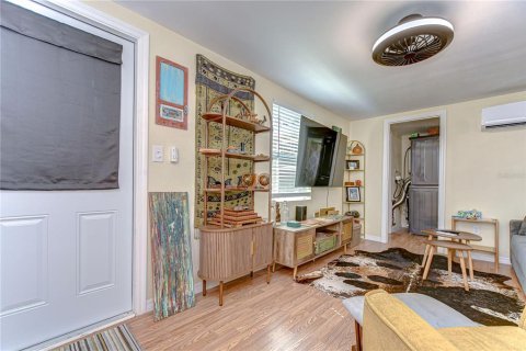Commercial property in Bradenton, Florida 7 bedrooms, 352.1 sq.m. № 1735204 - photo 20