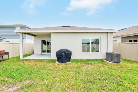 House in Zephyrhills, Florida 3 bedrooms, 139.35 sq.m. № 2427364 - photo 30