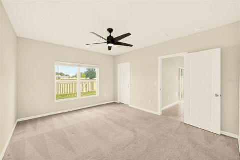 House in Zephyrhills, Florida 3 bedrooms, 139.35 sq.m. № 2427364 - photo 18