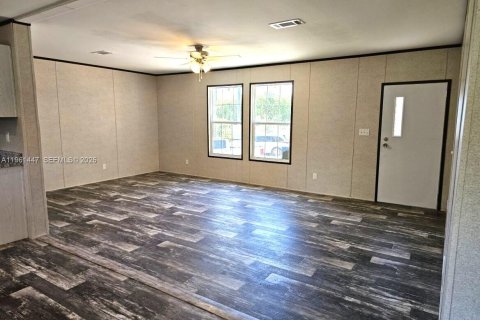 Appartement à louer à Clewiston, Floride: 4 chambres, 177.26 m2 № 2080821 - photo 3