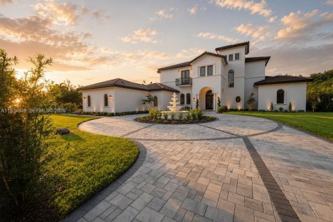 House in Weston, Florida 6 bedrooms, 689.43 sq.m. № 2180004
