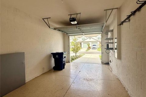 Touwnhouse à louer à San Antonio, Floride: 2 chambres, 150.04 m2 № 2111216 - photo 10