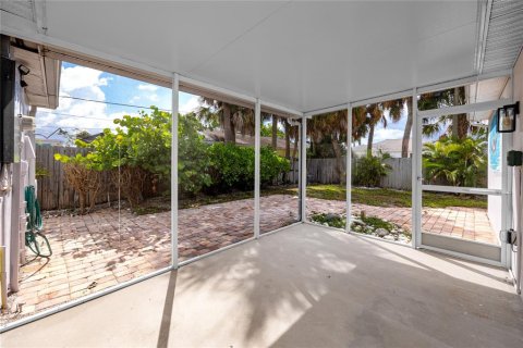Casa en venta en Saint Pete Beach, Florida, 3 dormitorios, 133.59 m2 № 2223237 - foto 3