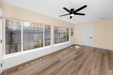 Casa en venta en Saint Pete Beach, Florida, 3 dormitorios, 133.59 m2 № 2223237 - foto 12