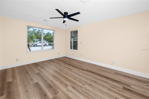 Casa en venta en Saint Pete Beach, Florida, 3 dormitorios, 133.59 m2 № 2223237 - foto 26