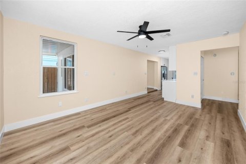 Casa en venta en Saint Pete Beach, Florida, 3 dormitorios, 133.59 m2 № 2223237 - foto 19