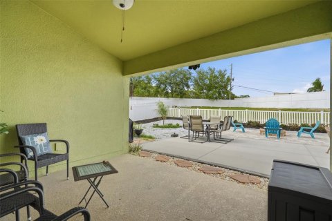 House in Hudson, Florida 4 bedrooms, 169.08 sq.m. № 2236380 - photo 30