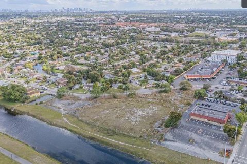 Immobilier commercial à vendre à Lauderdale Lakes, Floride № 1564595 - photo 8
