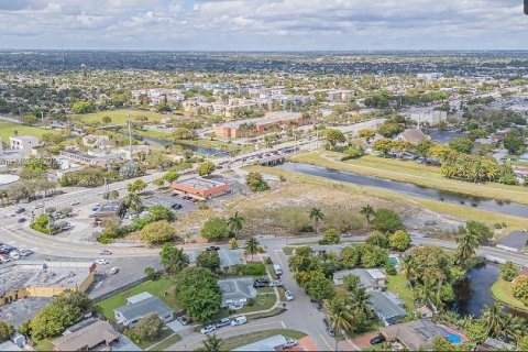 Immobilier commercial à vendre à Lauderdale Lakes, Floride № 1564595 - photo 3