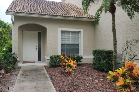 Condo in Bradenton, Florida, 2 bedrooms  № 1837119 - photo 1
