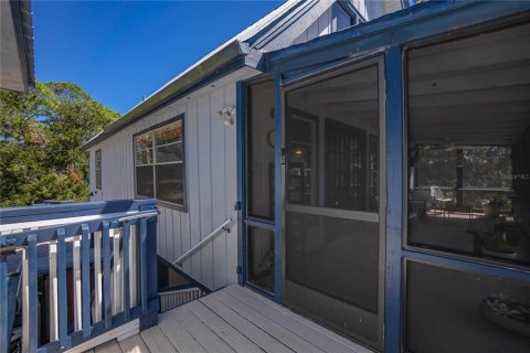 Casa en venta en Cedar Key, Florida, 4 dormitorios, 129.32 m2 № 1565092 - foto 9