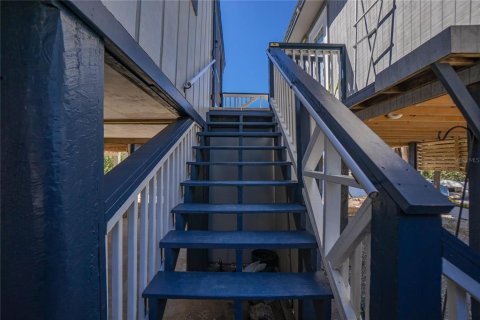 Casa en venta en Cedar Key, Florida, 4 dormitorios, 129.32 m2 № 1565092 - foto 8
