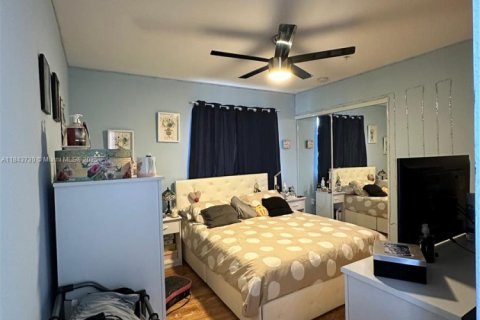 Купить кондоминиум в Халландейл-Бич, Флорида 3 спальни, 106.93м2, № 1940524 - фото 13