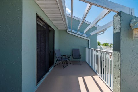Condo in Punta Gorda, Florida, 2 bedrooms  № 1576220 - photo 4