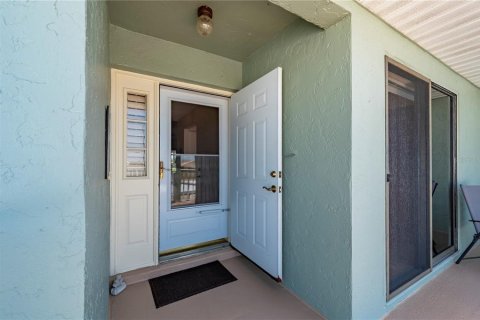 Condo in Punta Gorda, Florida, 2 bedrooms  № 1576220 - photo 6