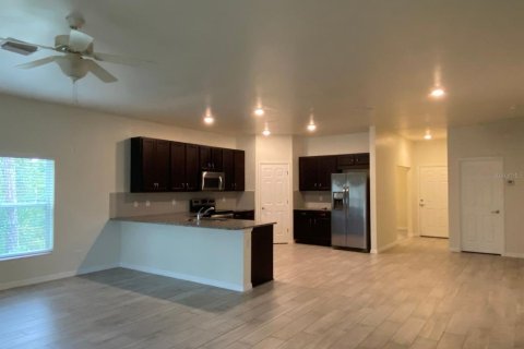 Villa ou maison à louer à Rotonda, Floride: 3 chambres, 161.93 m2 № 2385708 - photo 2