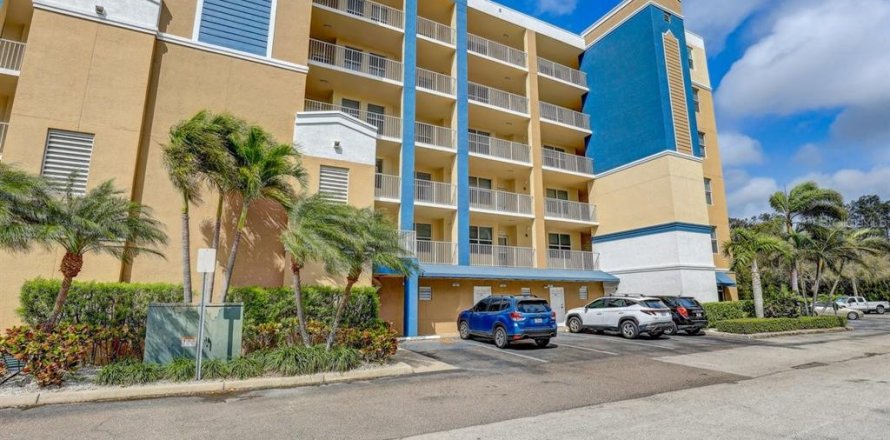Condo à Largo, Floride, 2 chambres № 1777535