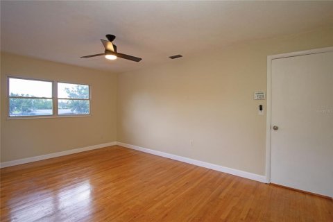 Casa en venta en Saint Petersburg, Florida, 4 dormitorios, 260.87 m2 № 1855697 - foto 27