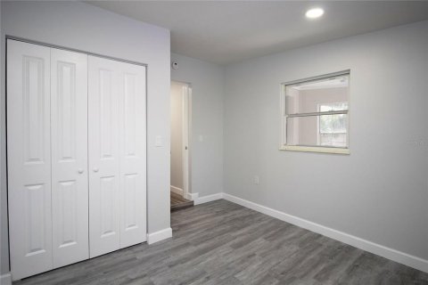 Casa en venta en Saint Petersburg, Florida, 4 dormitorios, 260.87 m2 № 1855697 - foto 22