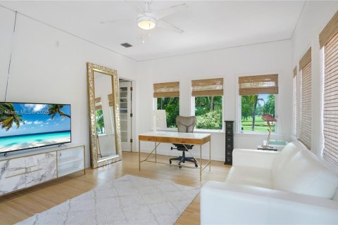 Villa ou maison à vendre à Miami Beach, Floride: 4 chambres, 469.34 m2 № 2037849 - photo 25