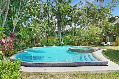 Villa ou maison à vendre à Miami Beach, Floride: 4 chambres, 469.34 m2 № 2037849 - photo 18