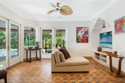 Villa ou maison à vendre à Miami Beach, Floride: 4 chambres, 469.34 m2 № 2037849 - photo 12