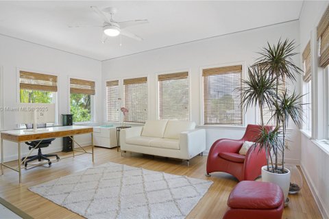 Villa ou maison à vendre à Miami Beach, Floride: 4 chambres, 469.34 m2 № 2037849 - photo 24